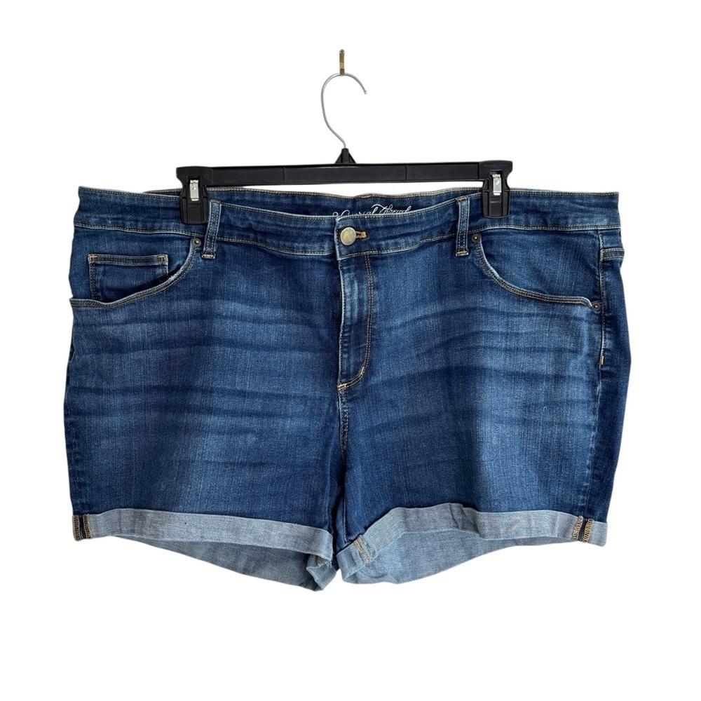 Universal Threads Shorts Womens Plus Size 26W Comfort Stretch Denim Classic